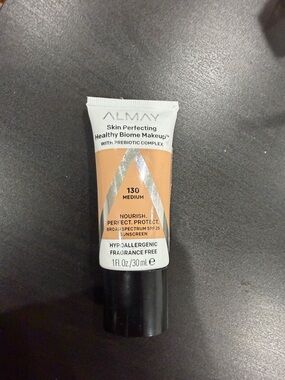 Almay Skin Perfecting Healthy Biome Makeup - Beige/Tan with Black Cap
